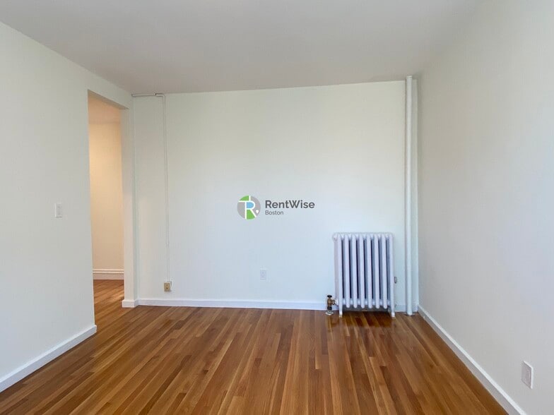 Building Photo - 1315 Commonwealth
