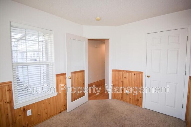 Building Photo - 16933 NW Arizona Dr