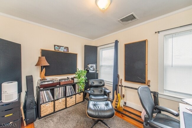 Building Photo - 92 Washington St