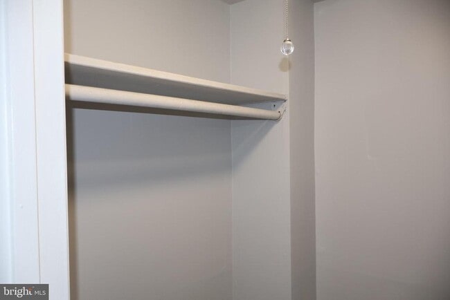 Building Photo - 4951 Americana Dr