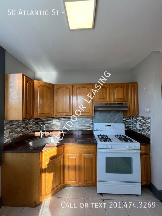 Building Photo - 50 Atlantic St