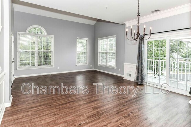 Building Photo - 6324A Eagle Ridge Ln