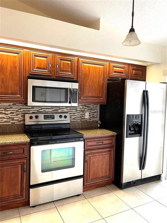 Building Photo - 1219 Lucaya Cir