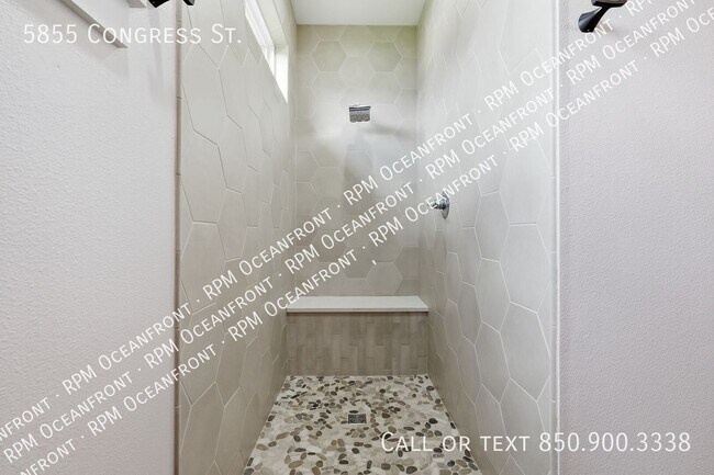 Building Photo - 5855 Congress St