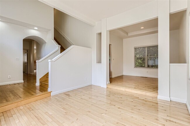 Building Photo - Spacious 4-Bedroom Home in Kenmore | Private Greenbelt Setting + Landscaping Included