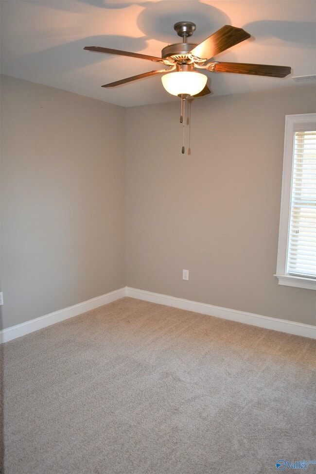 Building Photo - 104 Kinglet Wy