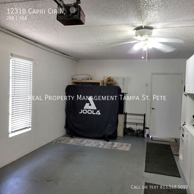 Building Photo - 12310 Capri Cir N