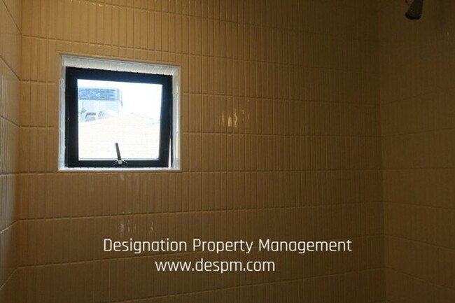 Building Photo - 3181 Verdugo Pl