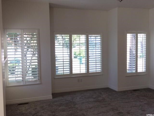 Building Photo - 717 S Clearwater Ct