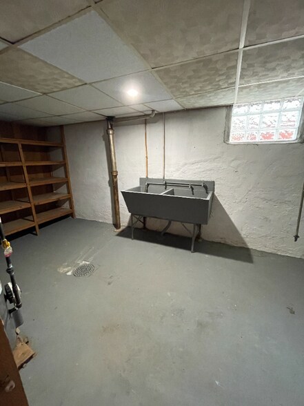 Building Photo - 4008 Heyward St