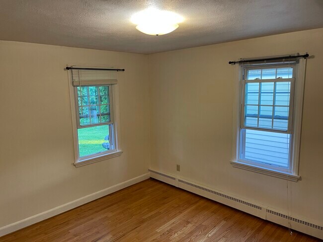 BR 2 - 213 Russell St