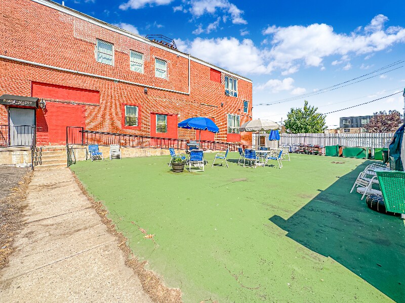 Building Photo - 3554 Sepviva St