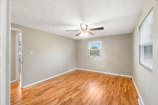 Building Photo - Beautiful House in Cape