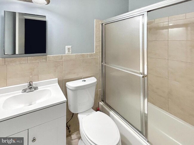 Building Photo - 19634 Club Lake Rd