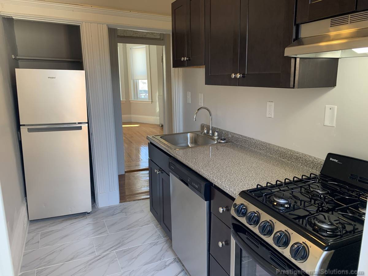 Building Photo - 15 Royce Rd