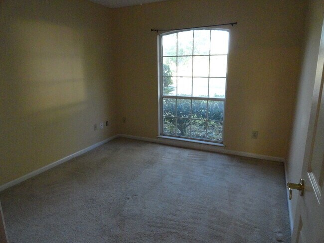 Building Photo - 4524 Crystal Brook Way