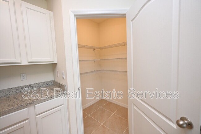 Building Photo - 3457 Mystic Pond Lp