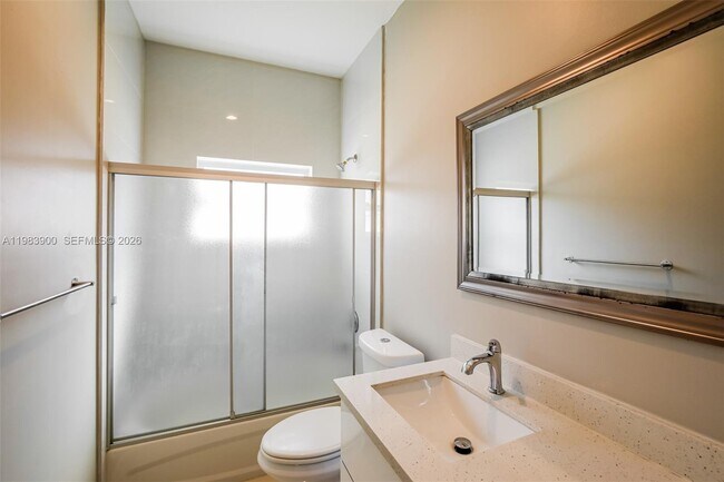 Building Photo - 2835 NW 14th St