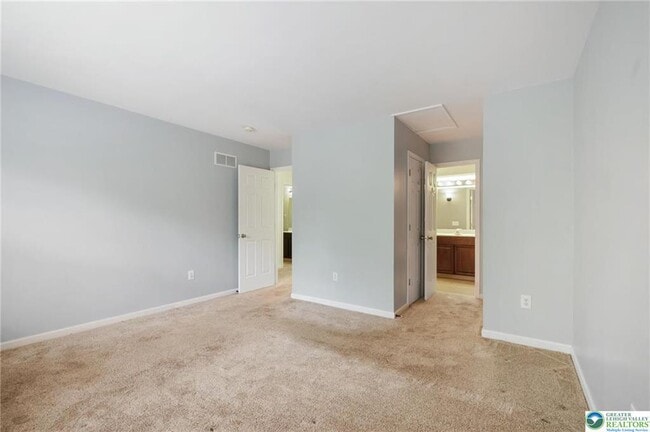 Building Photo - 5502 Tanglewood Ln