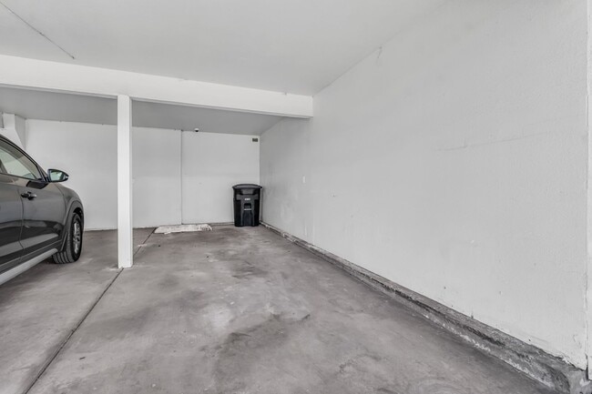 Building Photo - 3783 36th St