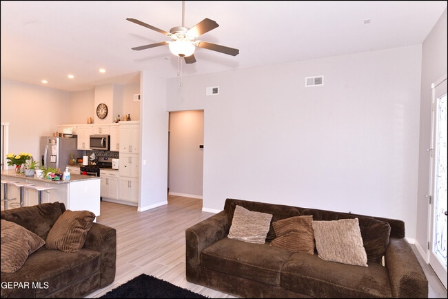 Building Photo - 14512 Charles Foster Ave