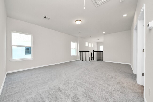 Building Photo - 15523 Fathom Line Wy