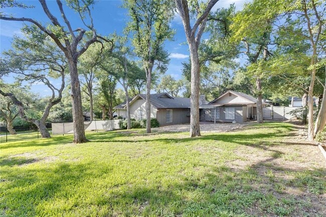 Building Photo - 10903 Mellow Ln