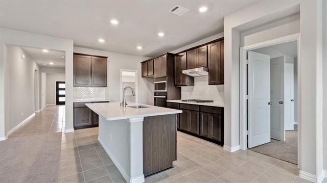 Building Photo - 2106 Sandpiper Wy