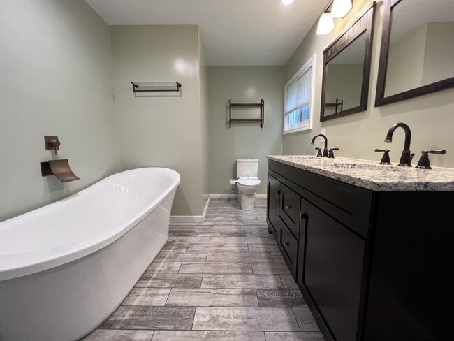 Building Photo - 3329 Collins Ferry Rd