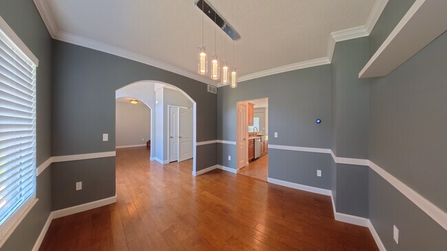Building Photo - 308 Windsor Forrest Rd