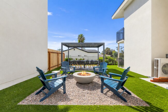 Building Photo - Brand new!