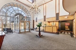 Building Photo - 170 Tremont St