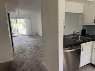 Building Photo - 423 N Cypress Dr