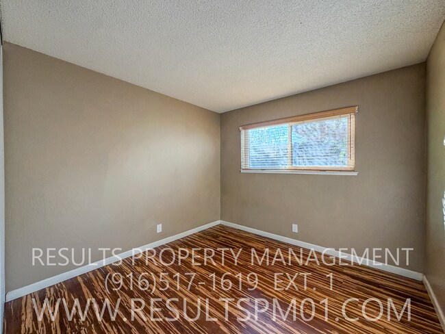 Building Photo - North Highlands 4 Bedroom Home