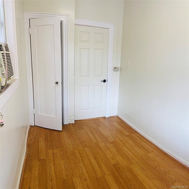 Building Photo - 103-14 91st St