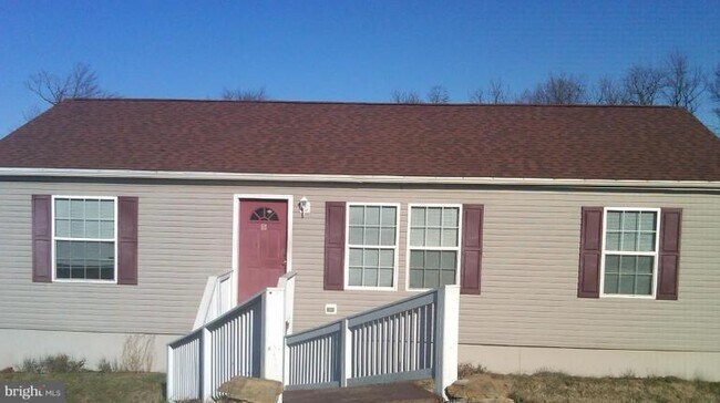 Primary Photo - 81 Westminster Dr