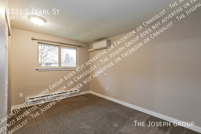 Building Photo - 1221 S Pearl St