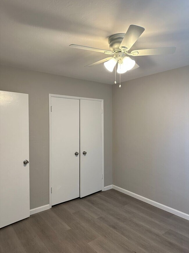 Building Photo - 4225 Kansas St