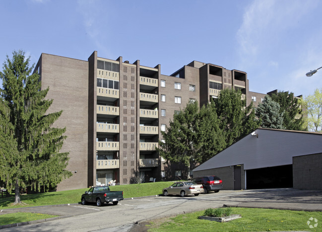 Building Photo - White Oak Village Apartments