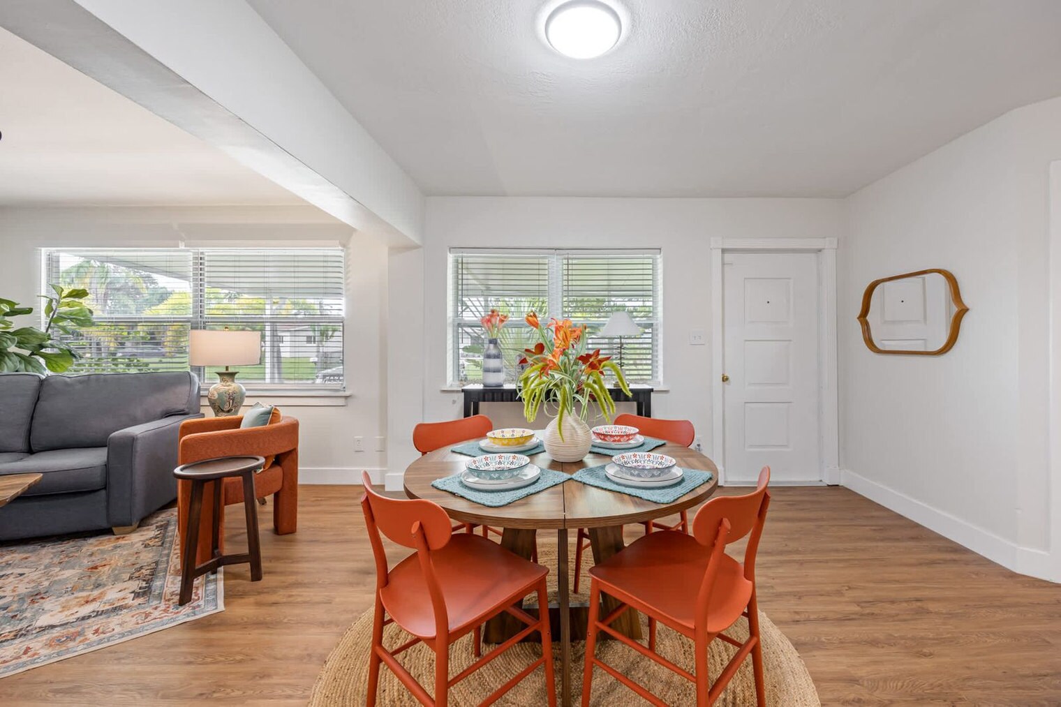 Building Photo - 489 Seacrest Ave