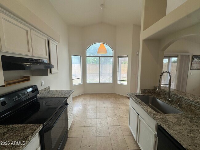 Building Photo - 7187 S Parkside Dr