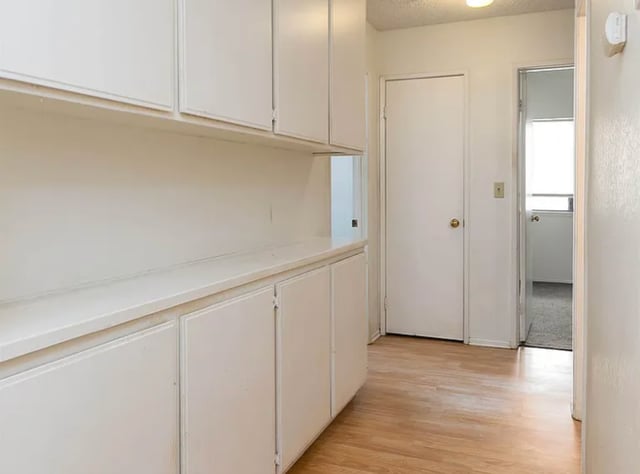 Building Photo - 44609 Grove Ln