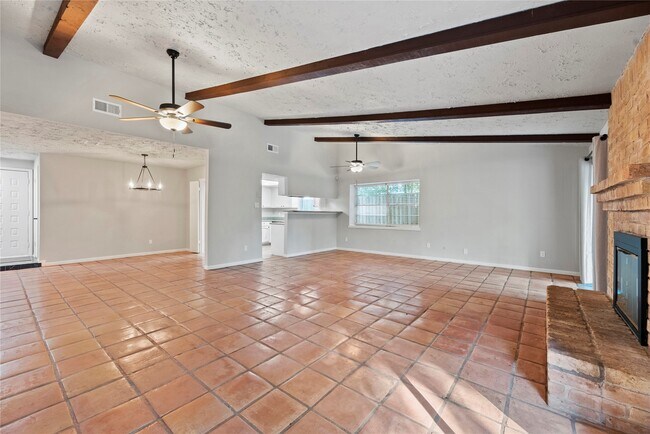 Building Photo - 17114 Banchory Ave