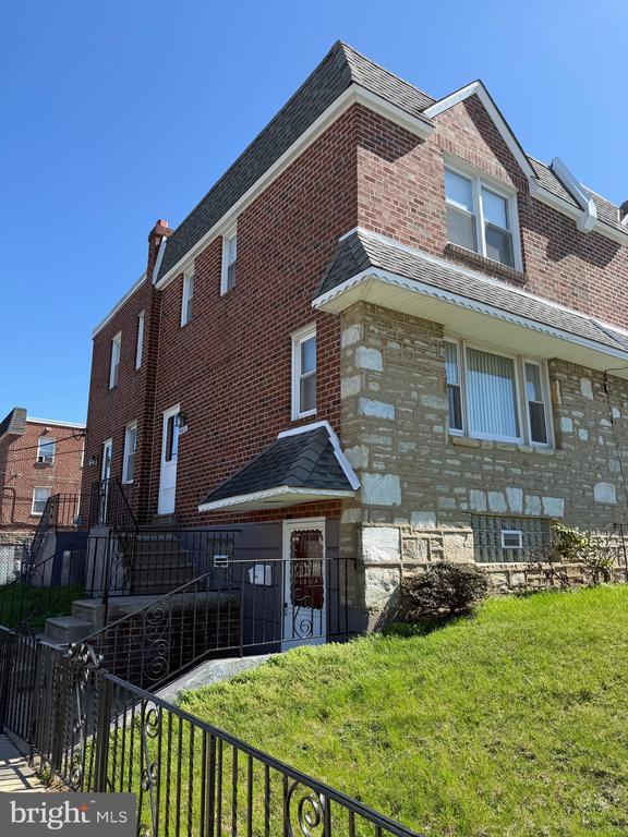 Building Photo - 9083 Convent Ave