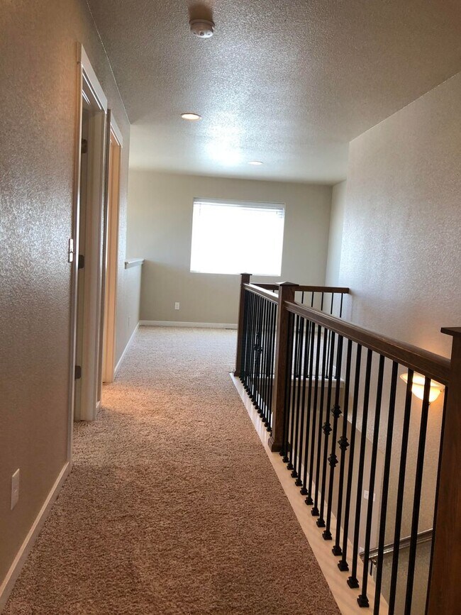 Building Photo - 6996 Tullamore Dr