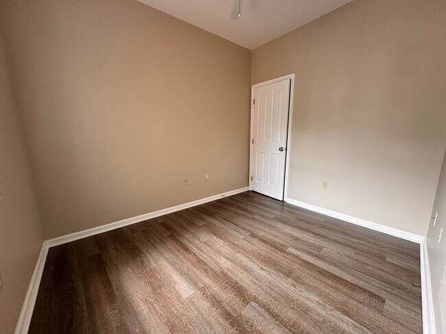Building Photo - NICE APARTMENT IN HISTORIC AREA OF BETHLEHEM!