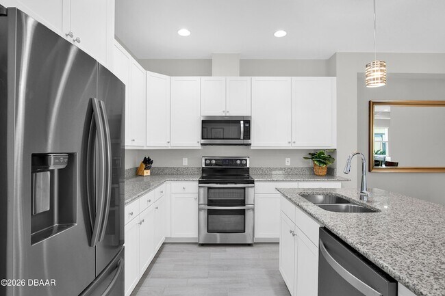 Building Photo - 109 Salt Shaker St