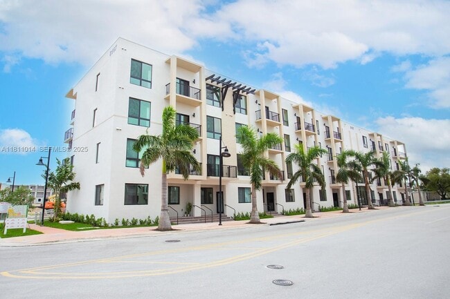 Building Photo - 8167 NW 41st St