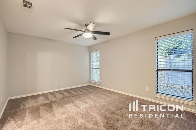 Building Photo - 5130 Gallahad Dr