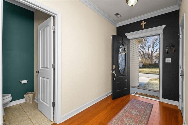 Building Photo - 3424 E Bonner Dr